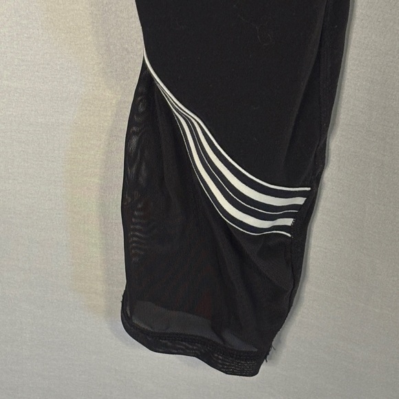 Athleta Black Cropped Leggings Womens Mesh  Medium - Picture 7 of 8